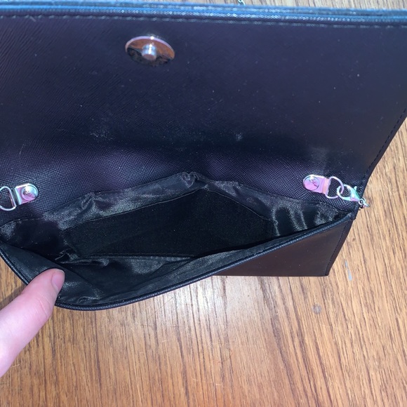 Black and sparkly purse, barely used and in really good condition - Picture 4 of 4